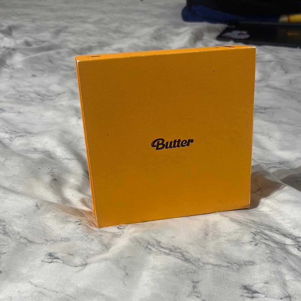 Butter Yellow Square Box